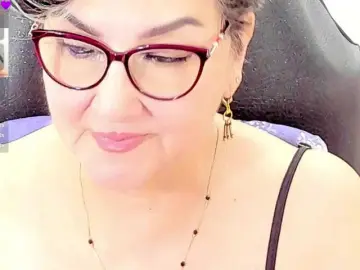 Cataleya-mom  live sex cam