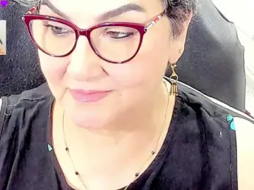 Cataleya-mom  live sex cam