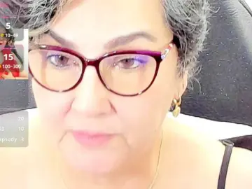 Cataleya-mom  live sex cam