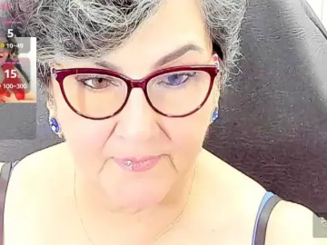 Cataleya-mom  live sex cam