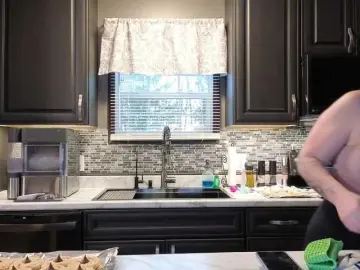 Lucyallen4201  live sex cam