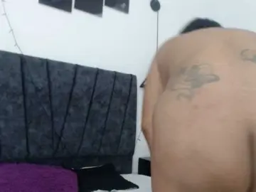 Pregnantsaraxxx  live sex cam