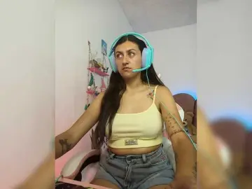 Alice-Cristofer  live sex cam