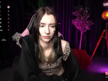 TrixVoid  live sex cam