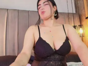 Ariia-Sweett  live sex cam