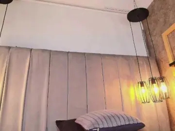 Ariia-Sweett  live sex cam