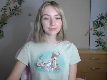 LuciaGlow  live sex cam