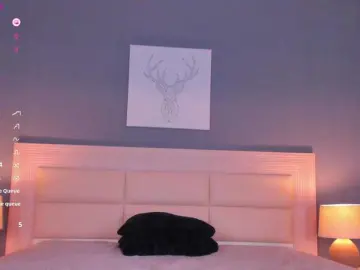 Rebeccavibes  live sex cam