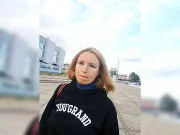 GLAMYR252  live sex cam