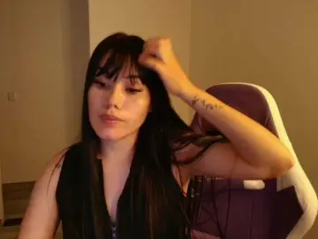 JuliianaSmit  live sex cam