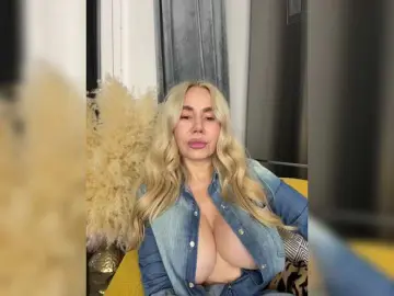 Lunesa  live sex cam