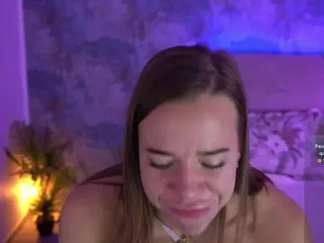 SexyIraa  live sex cam