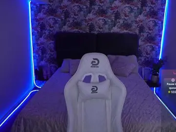SexyIraa  live sex cam