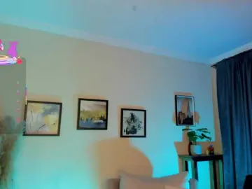 Sofia-Velvet  live sex cam