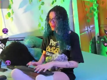 Bluedarkelf888  live sex cam