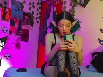 Bluedarkelf888  live sex cam