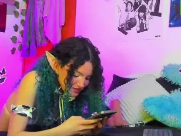 Bluedarkelf888  live sex cam