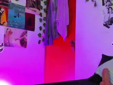 Bluedarkelf888  live sex cam