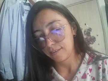 Creamymature  live sex cam