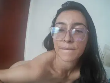 Creamymature  live sex cam