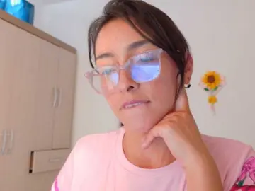 Creamymature  live sex cam