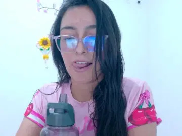Creamymature  live sex cam