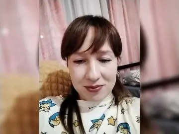 ElenSquaw  live sex cam