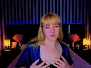 KirraSalute  live sex cam