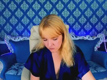 KirraSalute  live sex cam