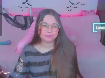 LittleKitsune  live sex cam