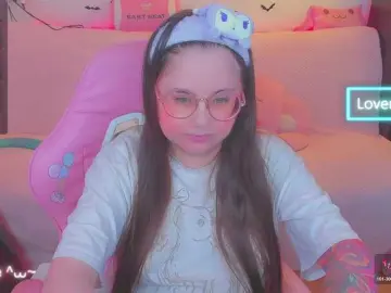 LittleKitsune  live sex cam