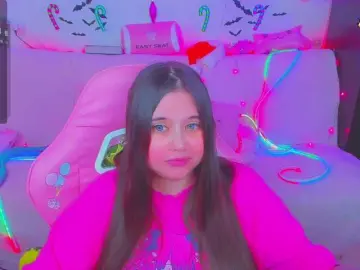 LittleKitsune  live sex cam