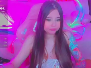 LittleKitsune  live sex cam