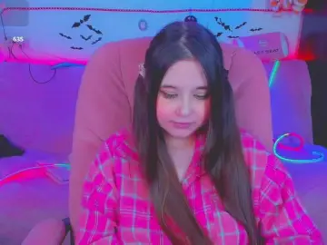 LittleKitsune  live sex cam