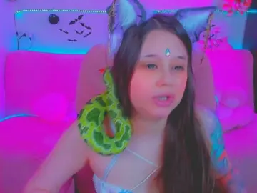 LittleKitsune  live sex cam
