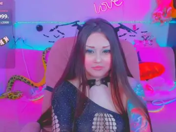 LittleKitsune  live sex cam