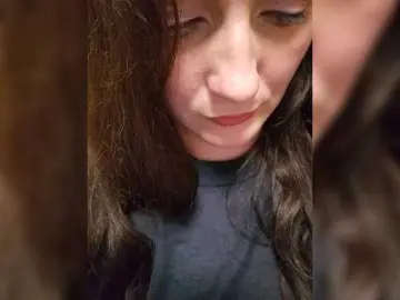 Ola18000  live sex cam