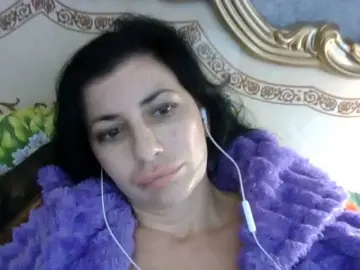 Rosalinda37  live sex cam