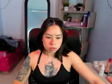 IsabellaSummer  live sex cam
