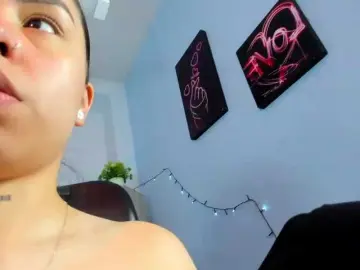 IsabellaSummer  live sex cam