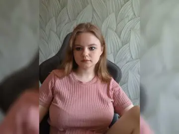 Kitty-Rain  live sex cam