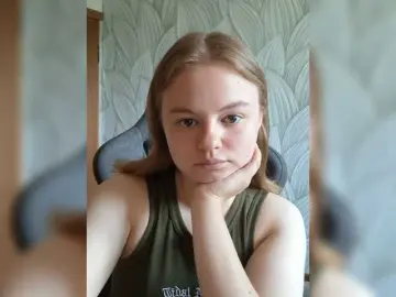 Kitty-Rain  live sex cam