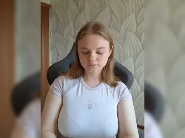Kitty-Rain  live sex cam