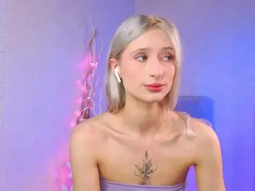 LuxuryBarbie  live sex cam