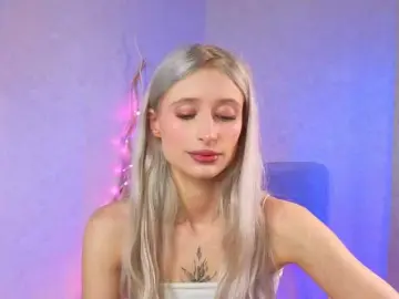LuxuryBarbie  live sex cam