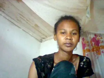 SexyXwels  live sex cam