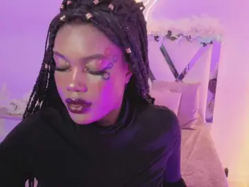 Cristalbroke-tay  live sex cam