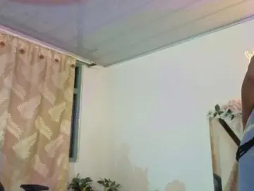 Cristalbroke-tay  live sex cam