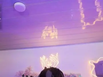 Cristalbroke-tay  live sex cam