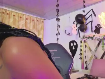 Cristalbroke-tay  live sex cam